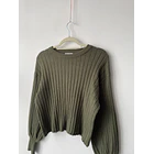 Sweater verde musgo. Talla: L 2