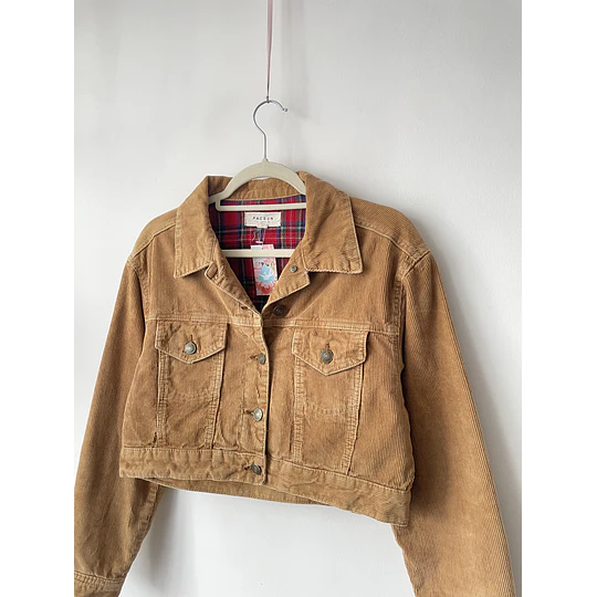 Chaqueta forrada. Talla: XS/S