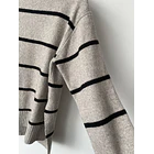 Sweater líneas. Talla: S oversized (m/L) 4