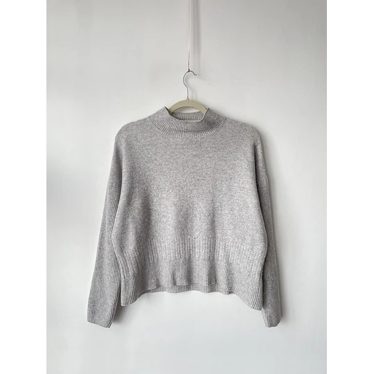 Sweater cachemira. Talla: XL chico (L)