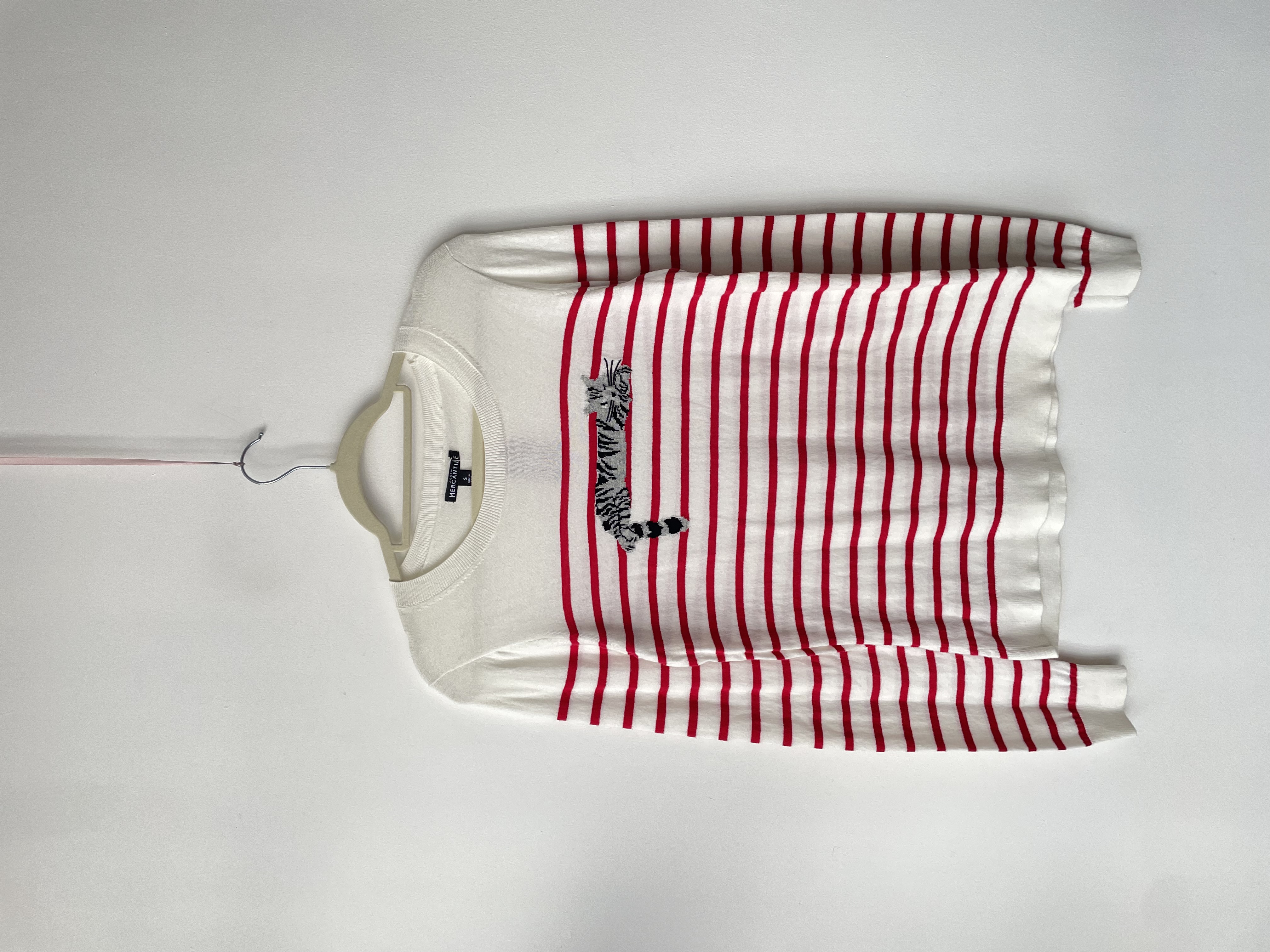 Sweater gato. Talla: S 1