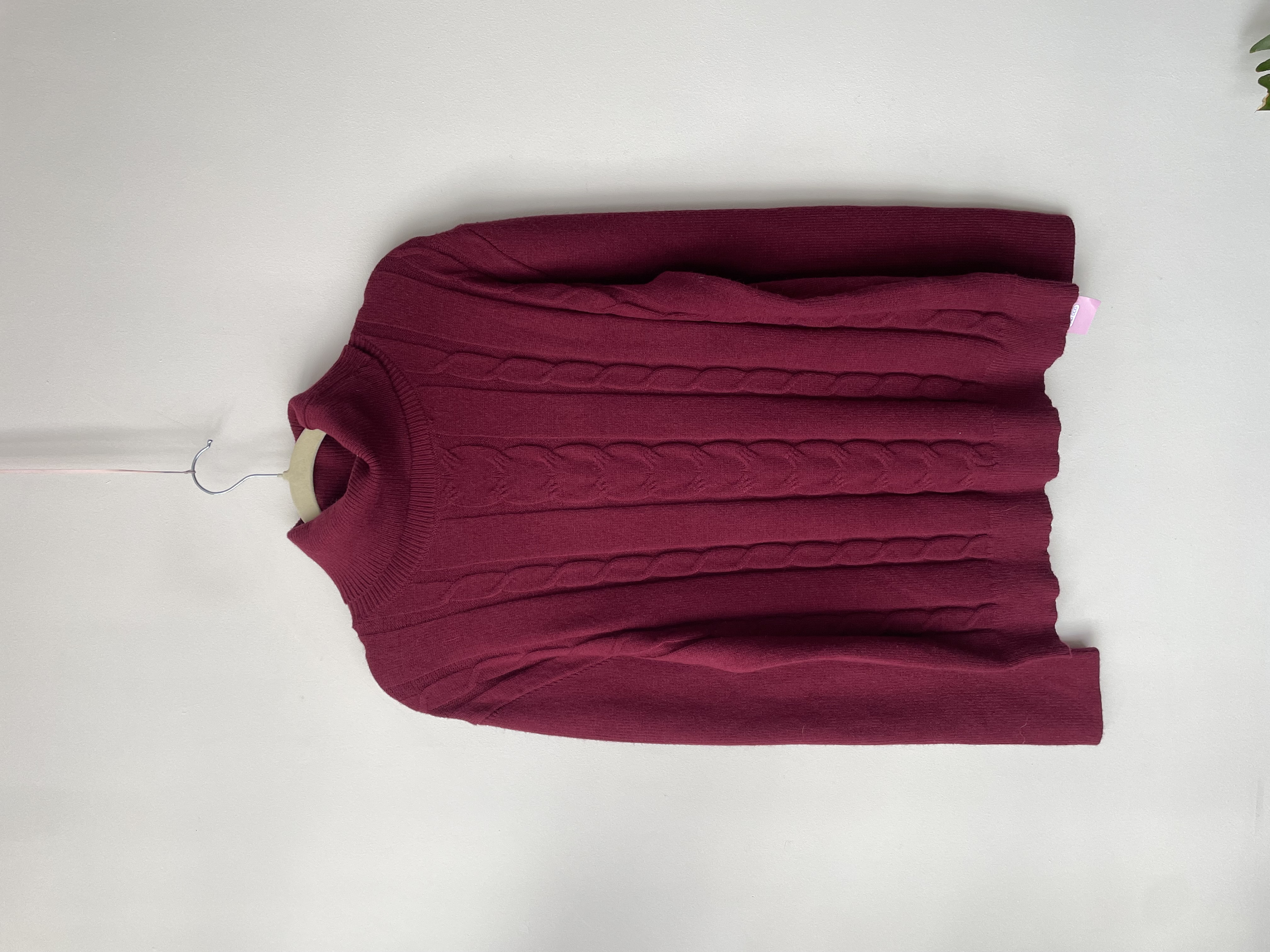 Sweater tortuga burdeo. Talla: XL chico (L) 1