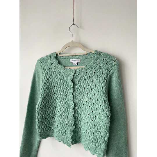 Cardigan verde. Talla: M niña