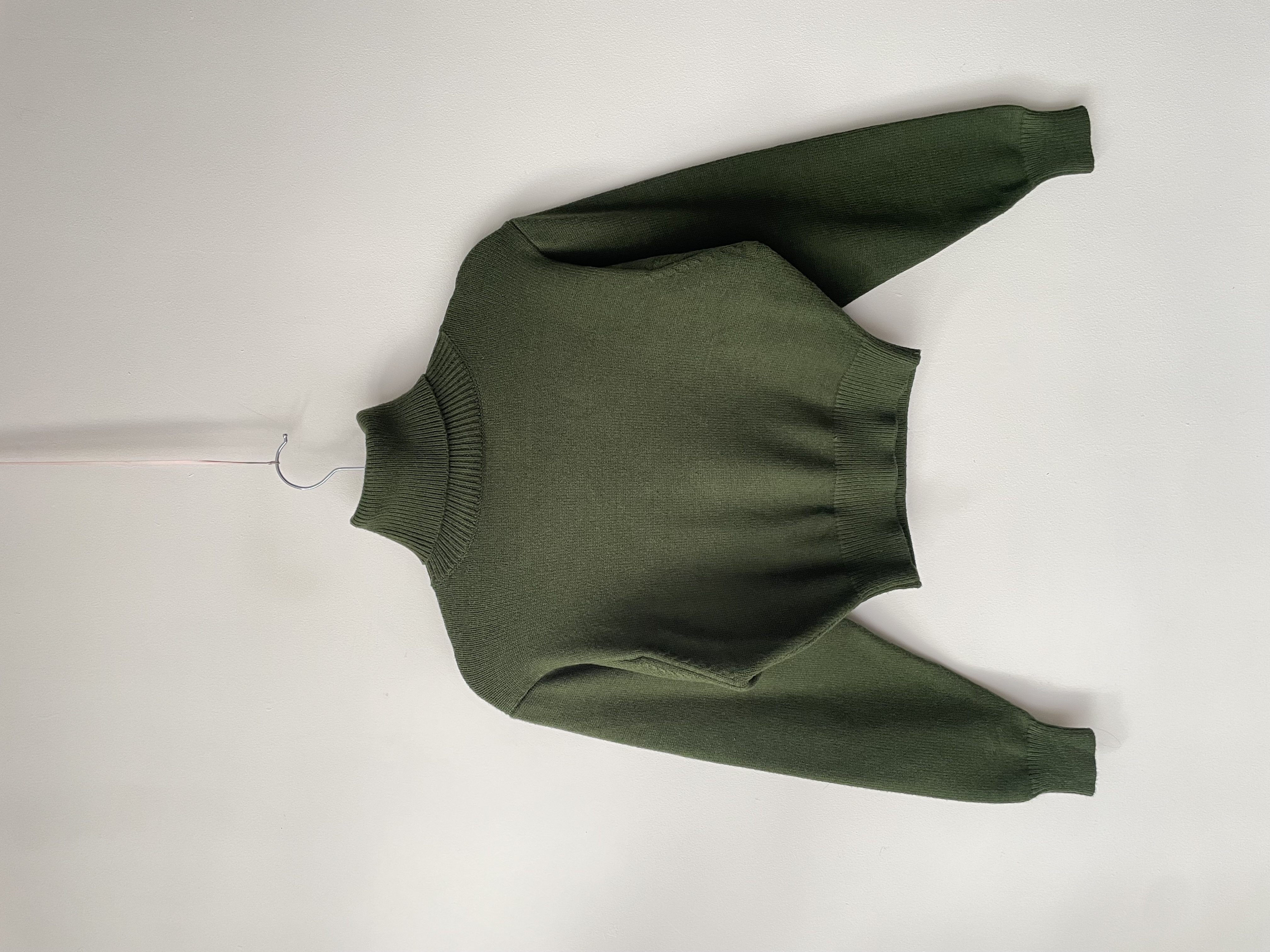 Sweater tortuga verde. Talla: S (xs) 1