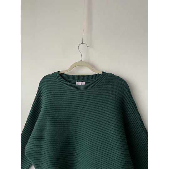 Sweater verde. Talla: M