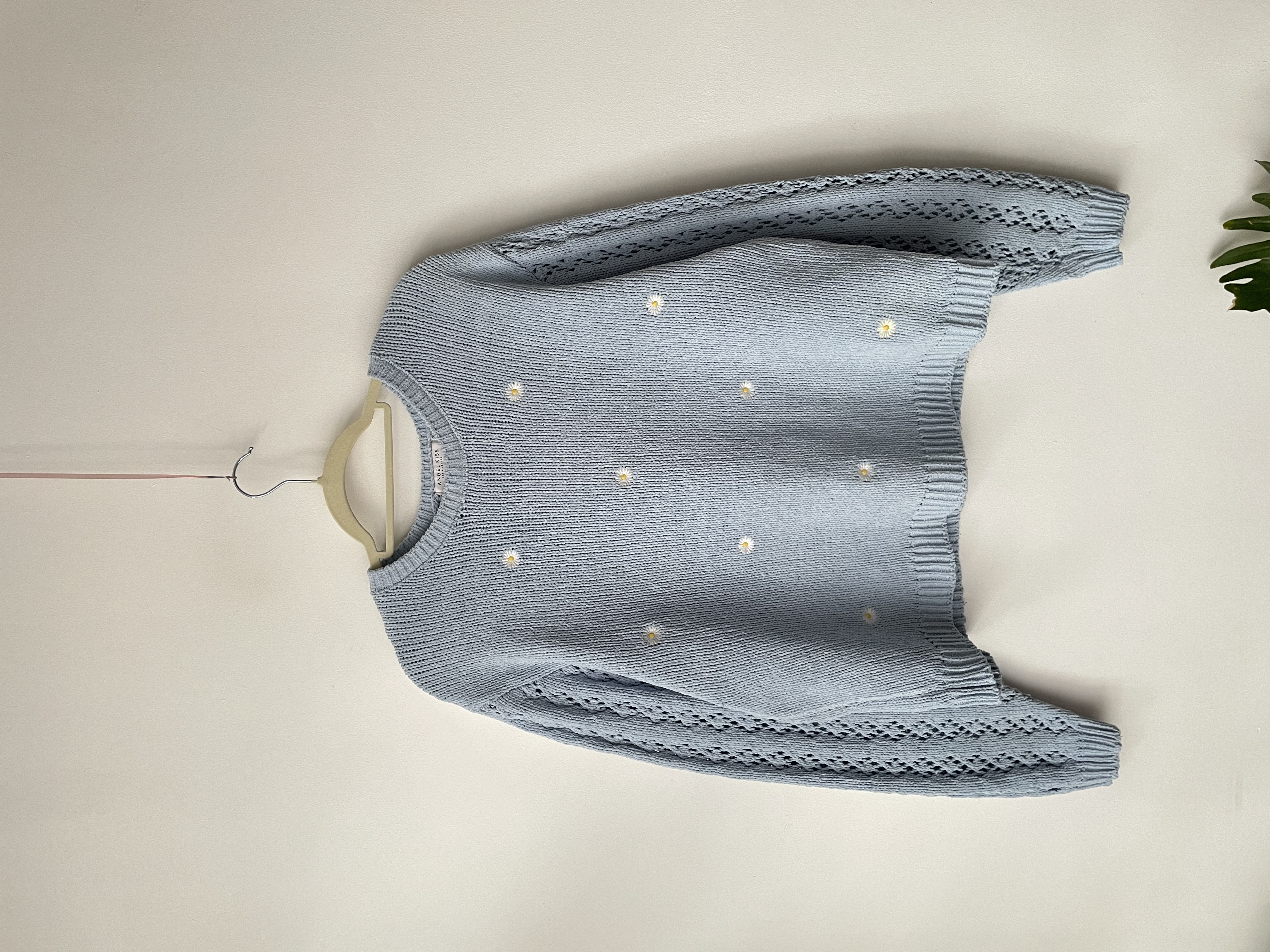 Sweater margaritas. Talla: XL 1