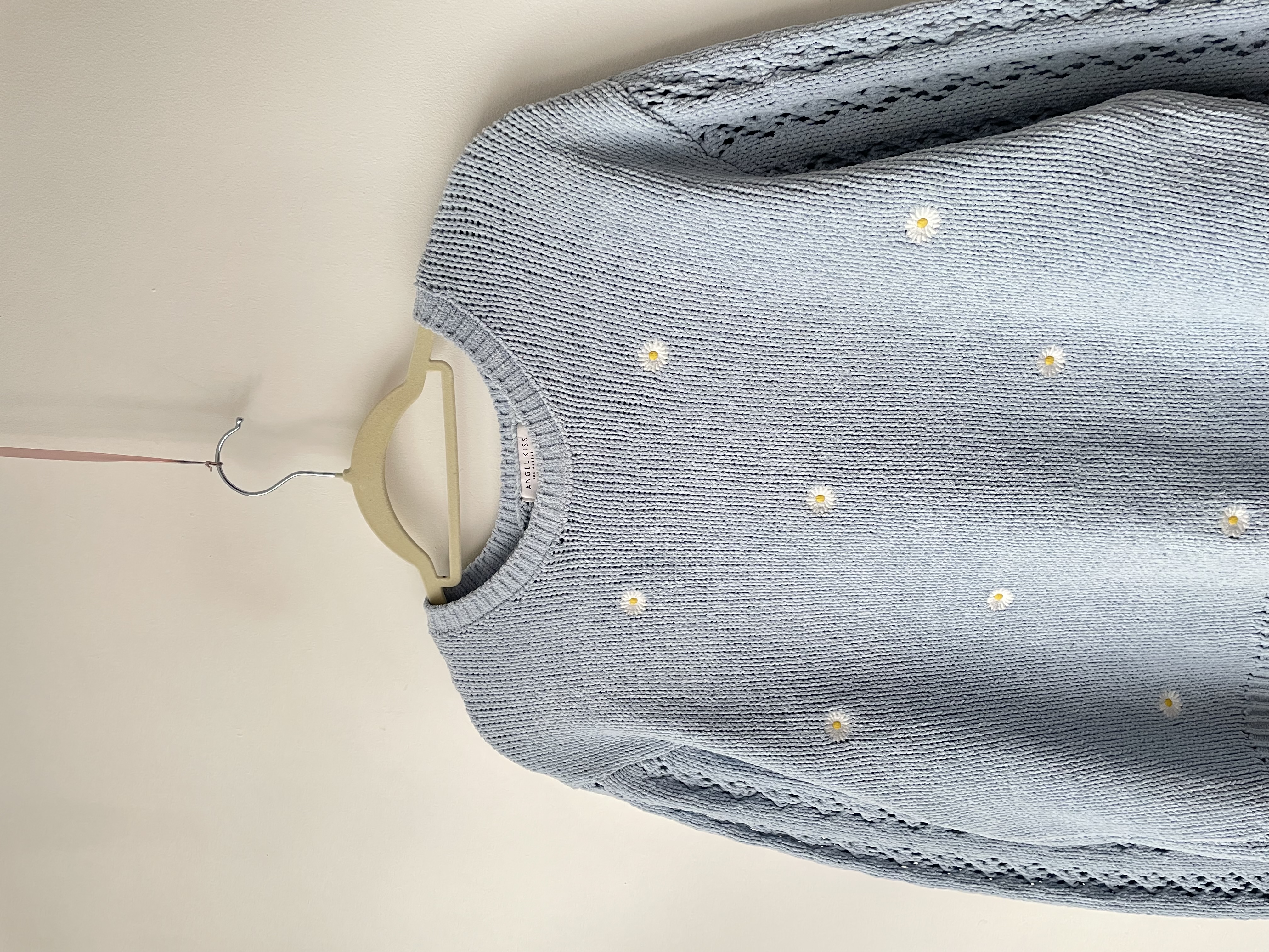 Sweater margaritas. Talla: XL 2