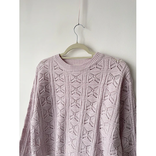 Sweater lila calado. Talla: M