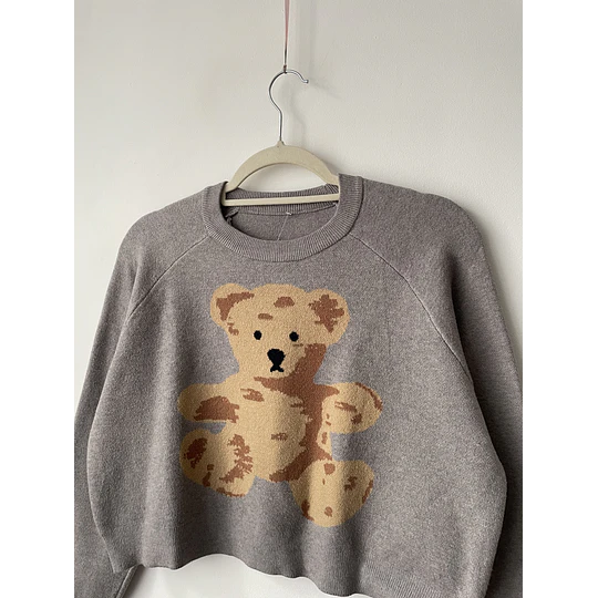 Sweater osito. Talla: L chico (M)