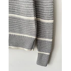 Sweater vuelos. Talla: S  3