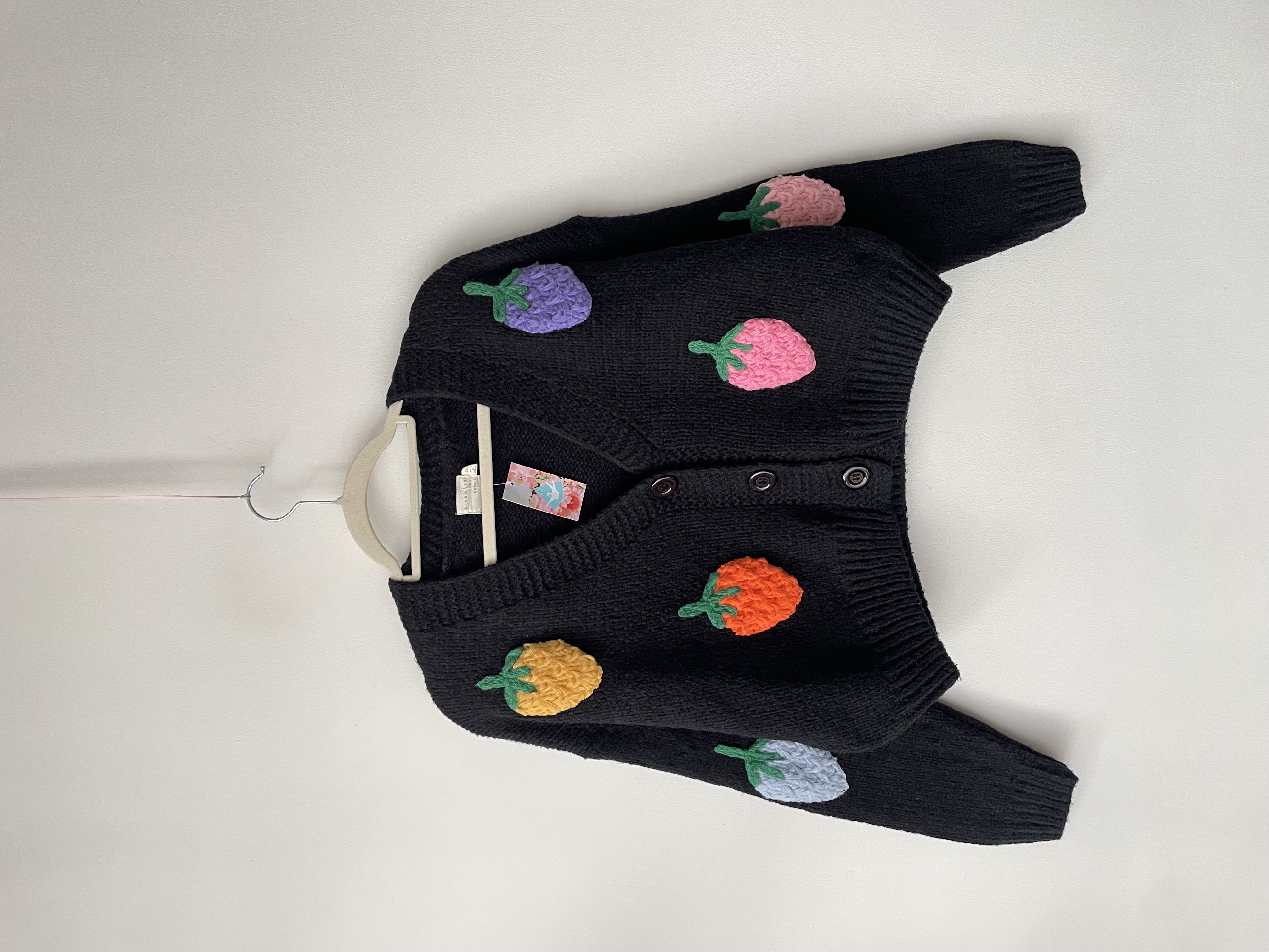 Cardigan frutillas. Talla. S/M 1