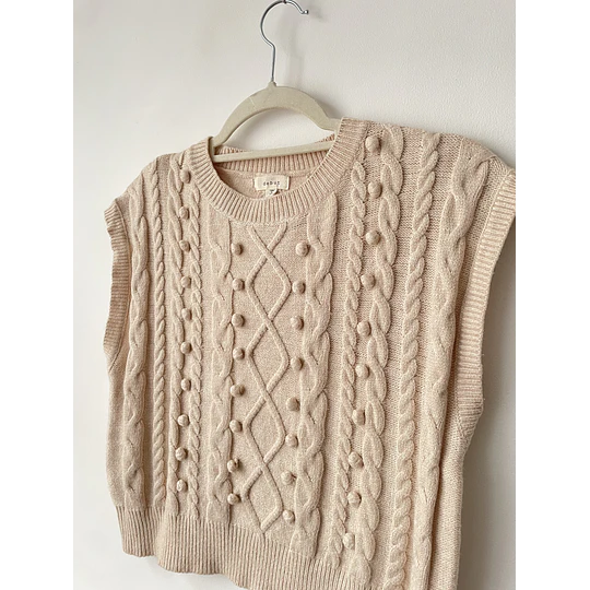 Vest pompones. Talla: L
