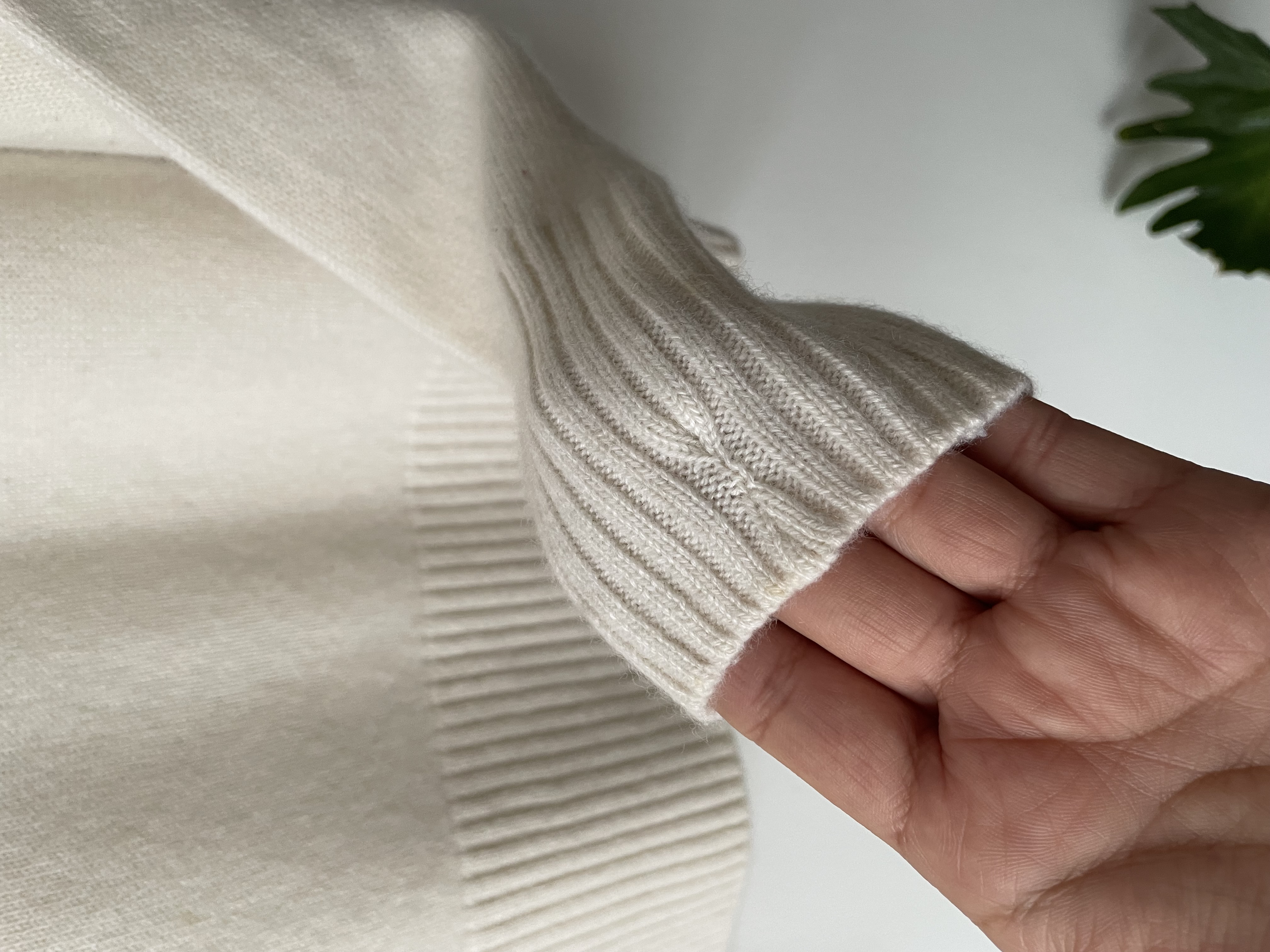 Sweater  cachemir Detalle. Talla: XS oversized 5
