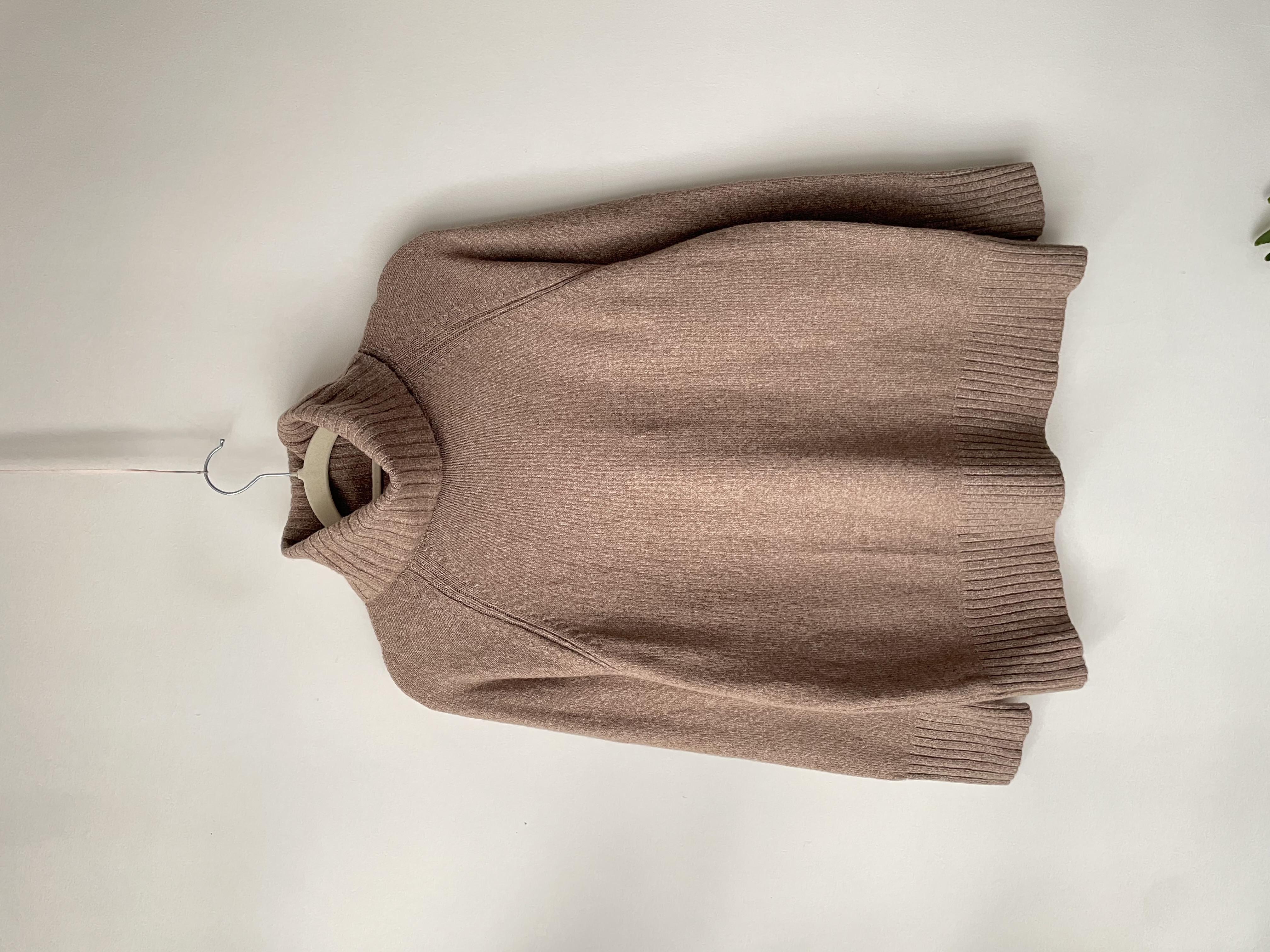 Sweater café. Talla: S holgado 1