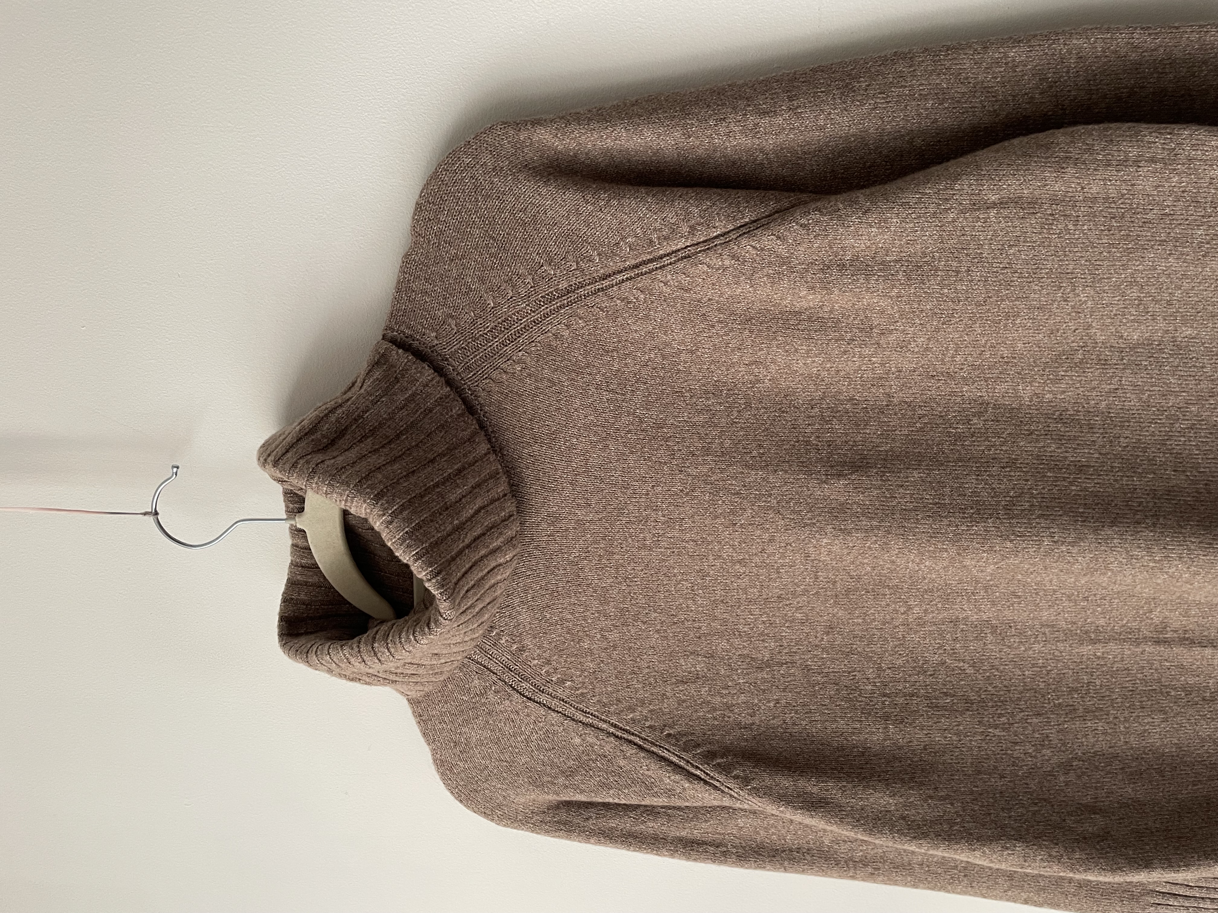 Sweater café. Talla: S holgado 2