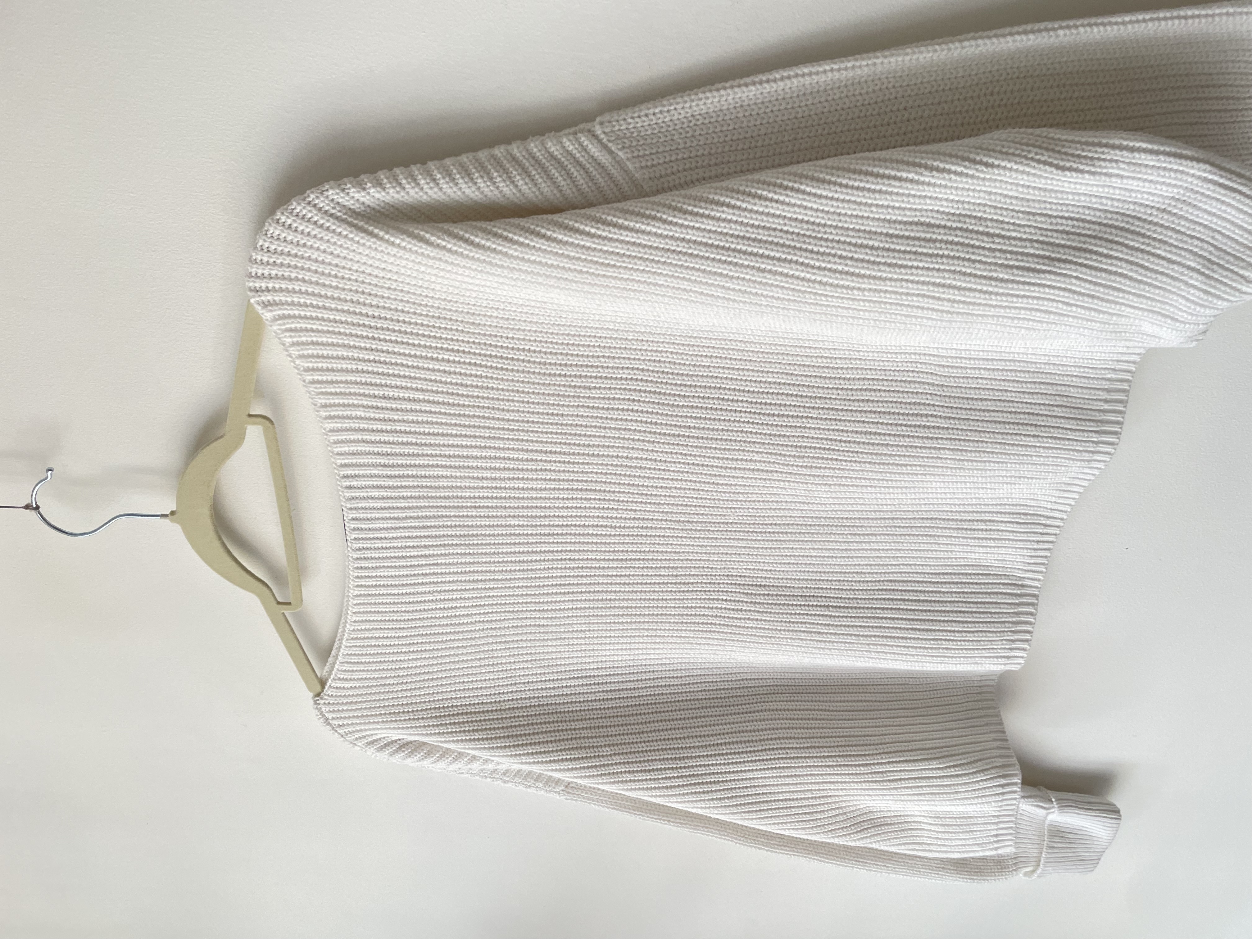 Sweater blanco. Talla: S oversized 3