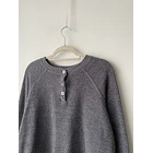 Camiseta gris. Talla: M 2