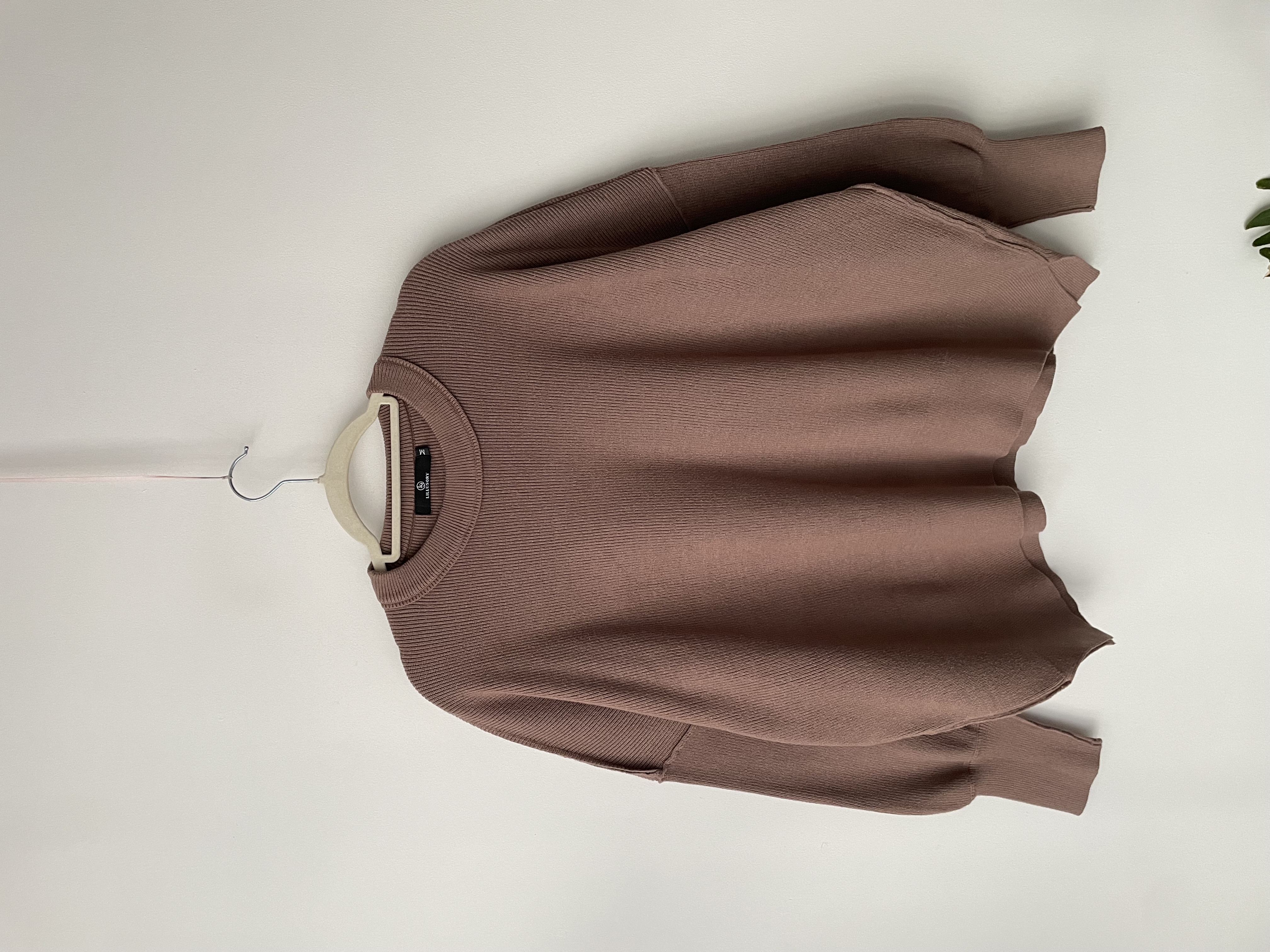 Sweater café. Talla: m grande (L/XL)  1