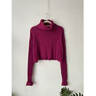Sweater magenta. Talla: M 1