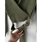 Sweater amarras. Talla: M ajustable 3