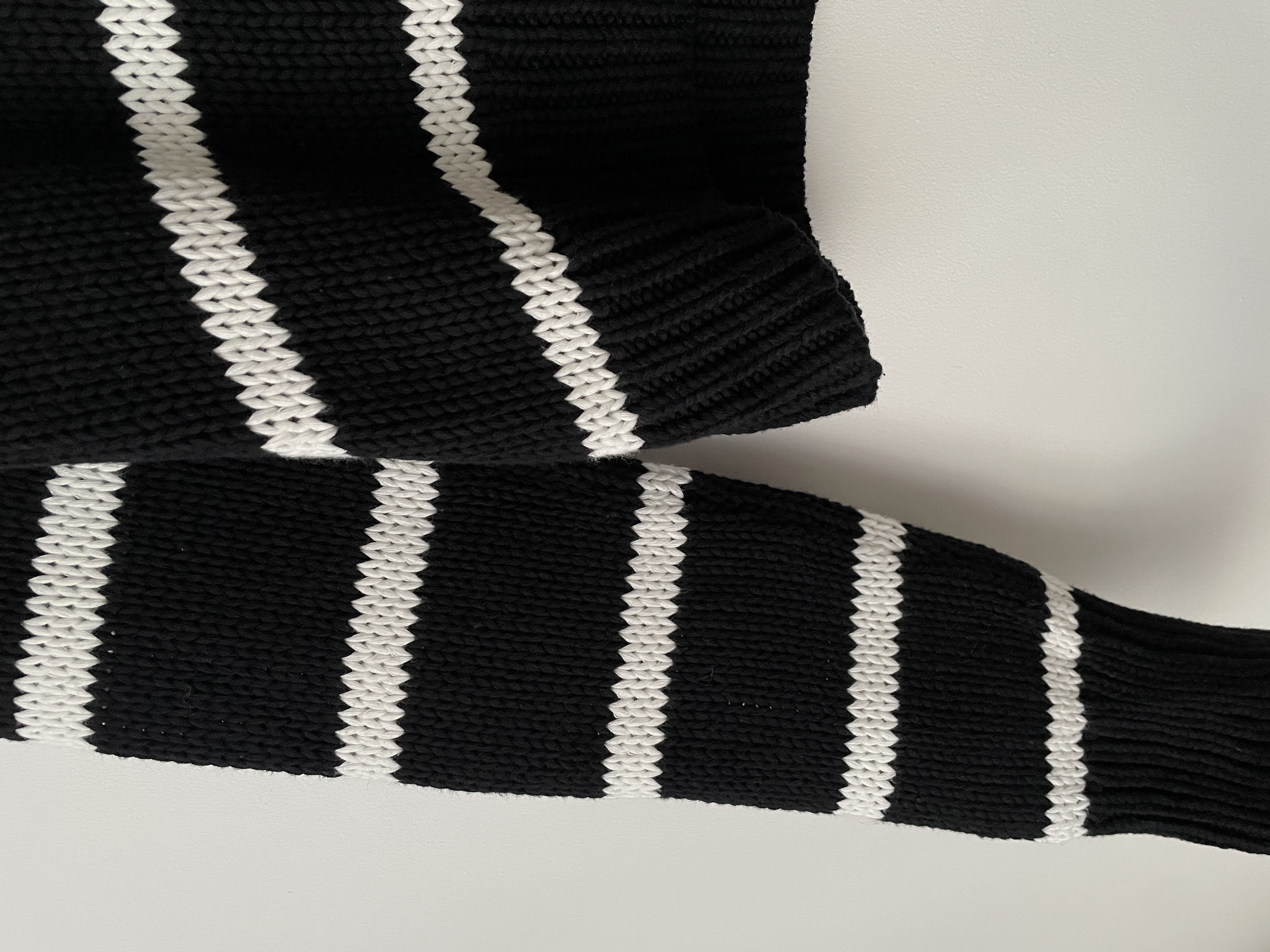 Sweater lineas. Talla: M holgado 3