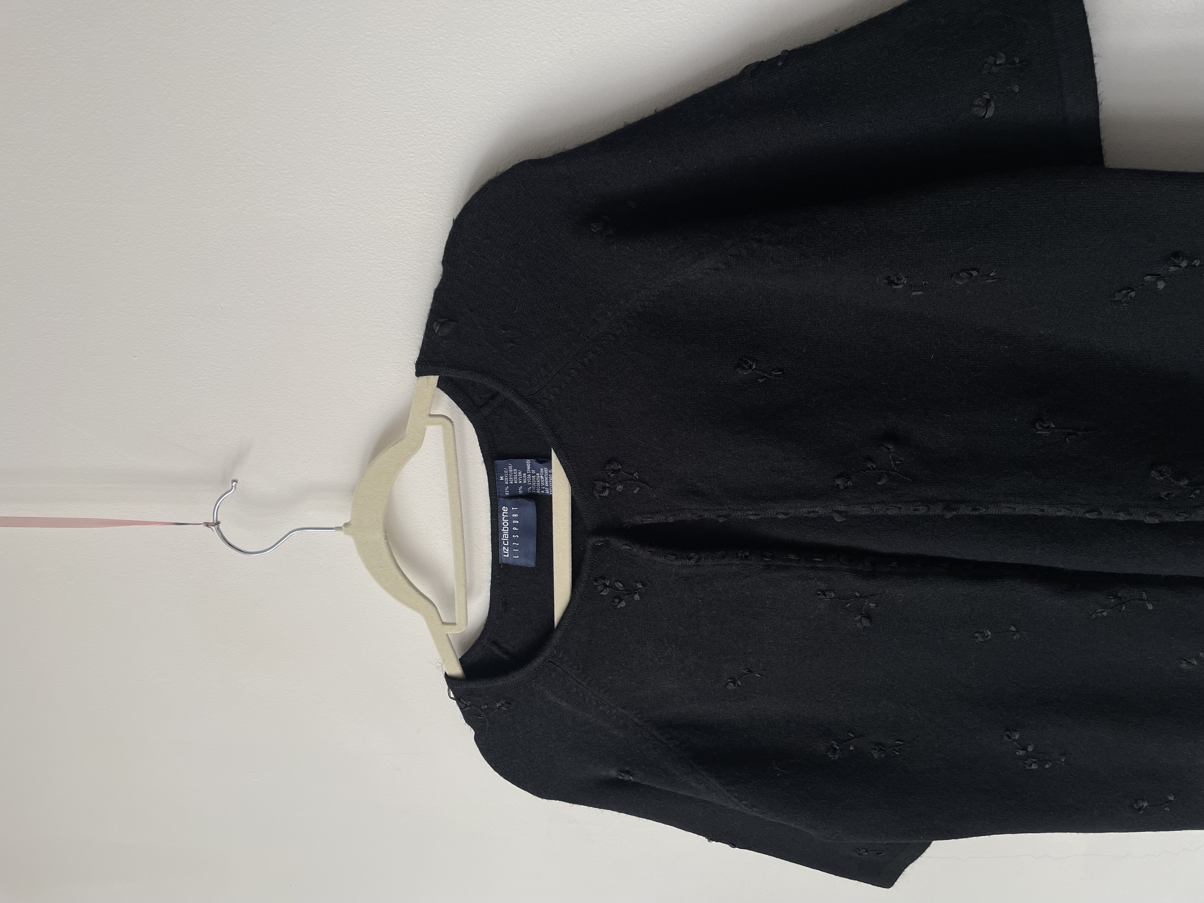 Polera bordados. Talla: M 2