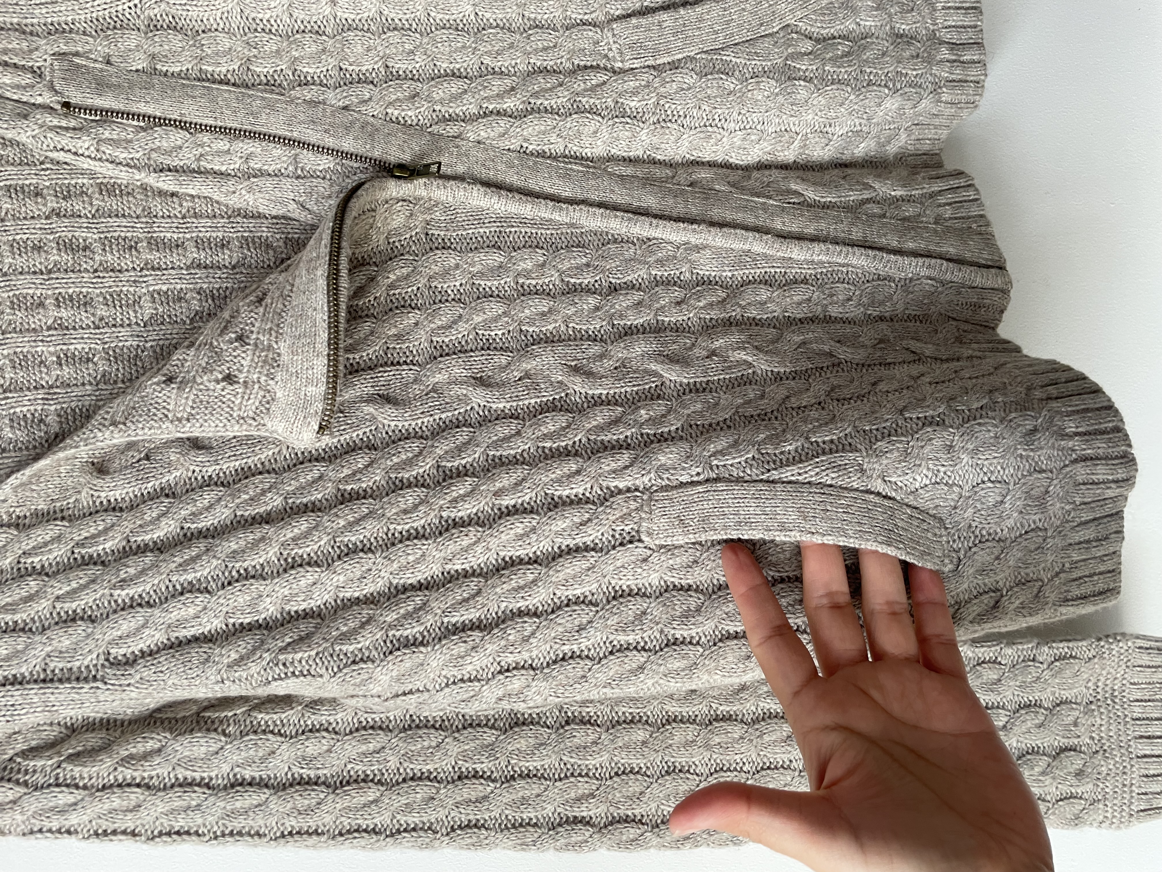 Sweater cierre. Talla: S 3