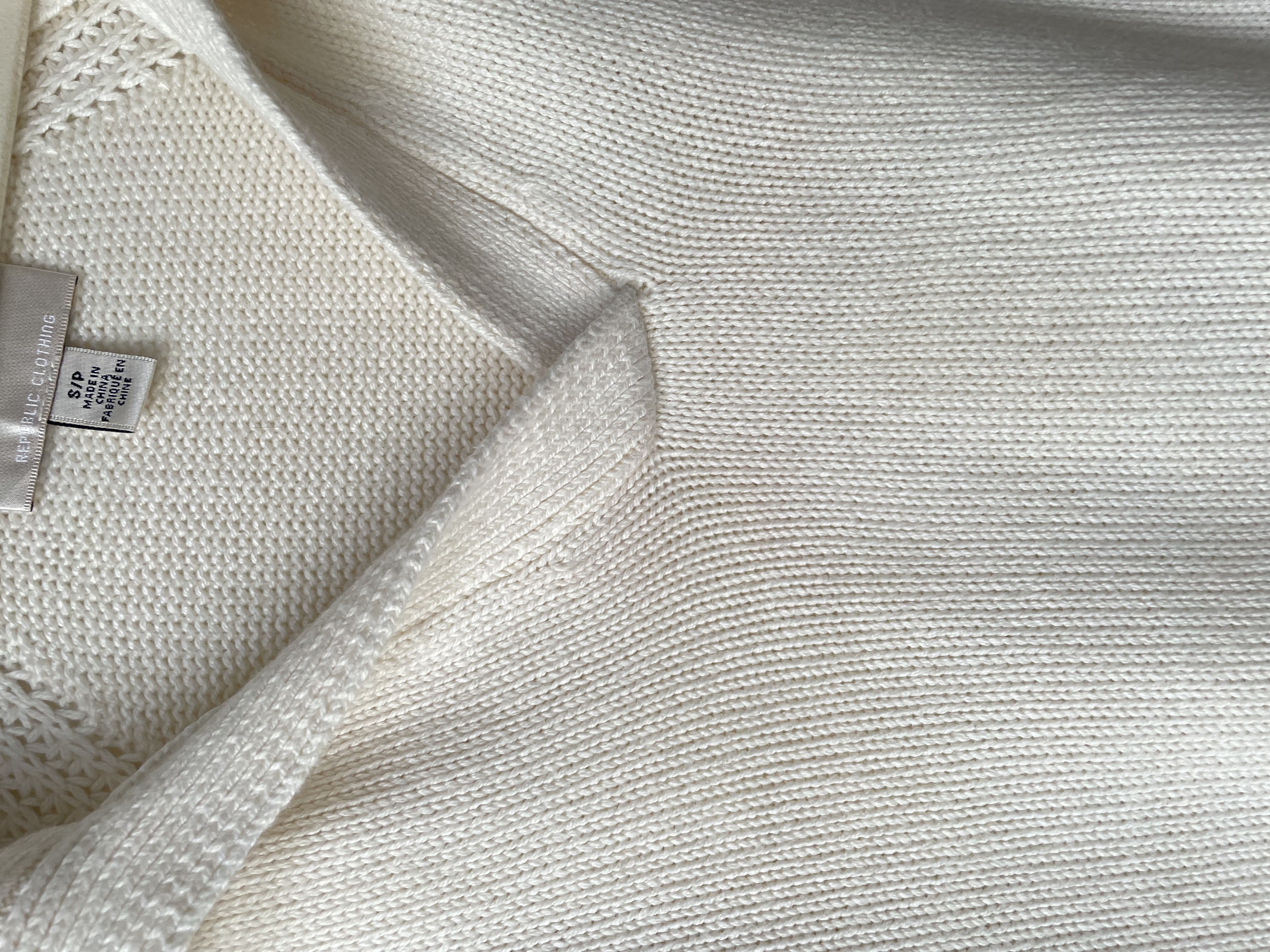 Sweater cuello. Talla: S 4