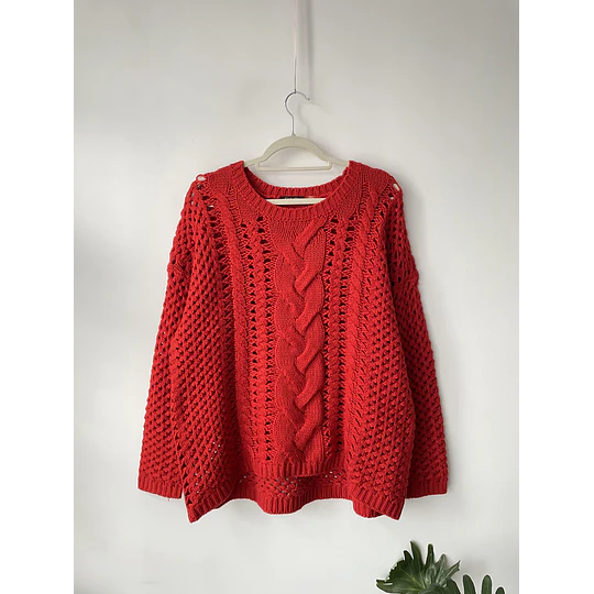 Sweater rojo carmín. Talla: L