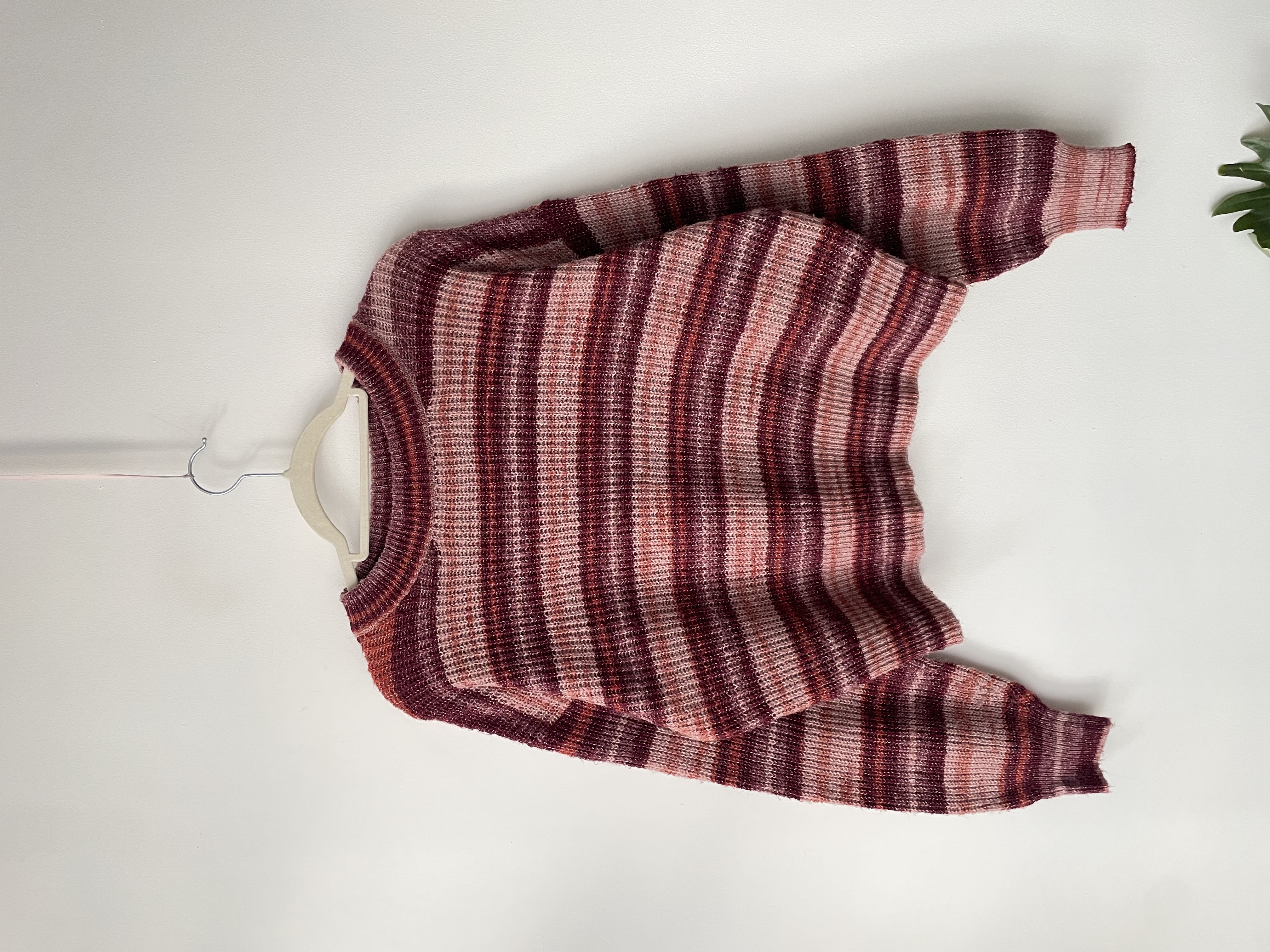Sweater rayas burdeo Talla: M 1