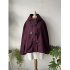 Abrigo ciruela. Talla: 2XL 1