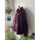 Abrigo ciruela. Talla: 2XL 2