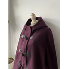 Abrigo ciruela. Talla: 2XL 3