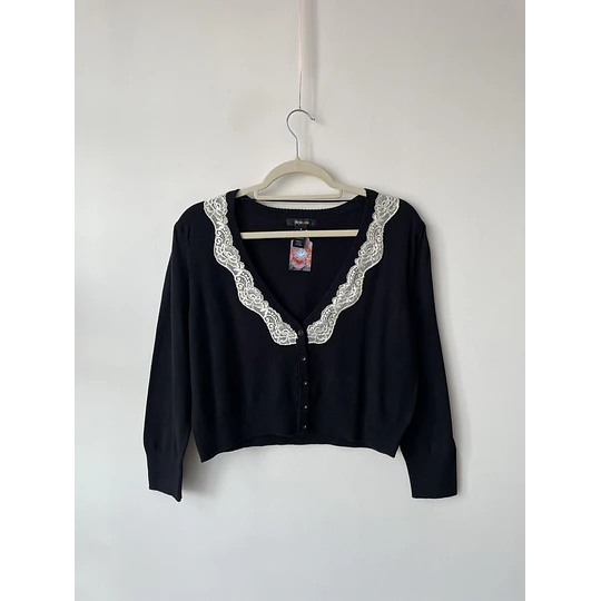 Cardigan encaje. Talla: M