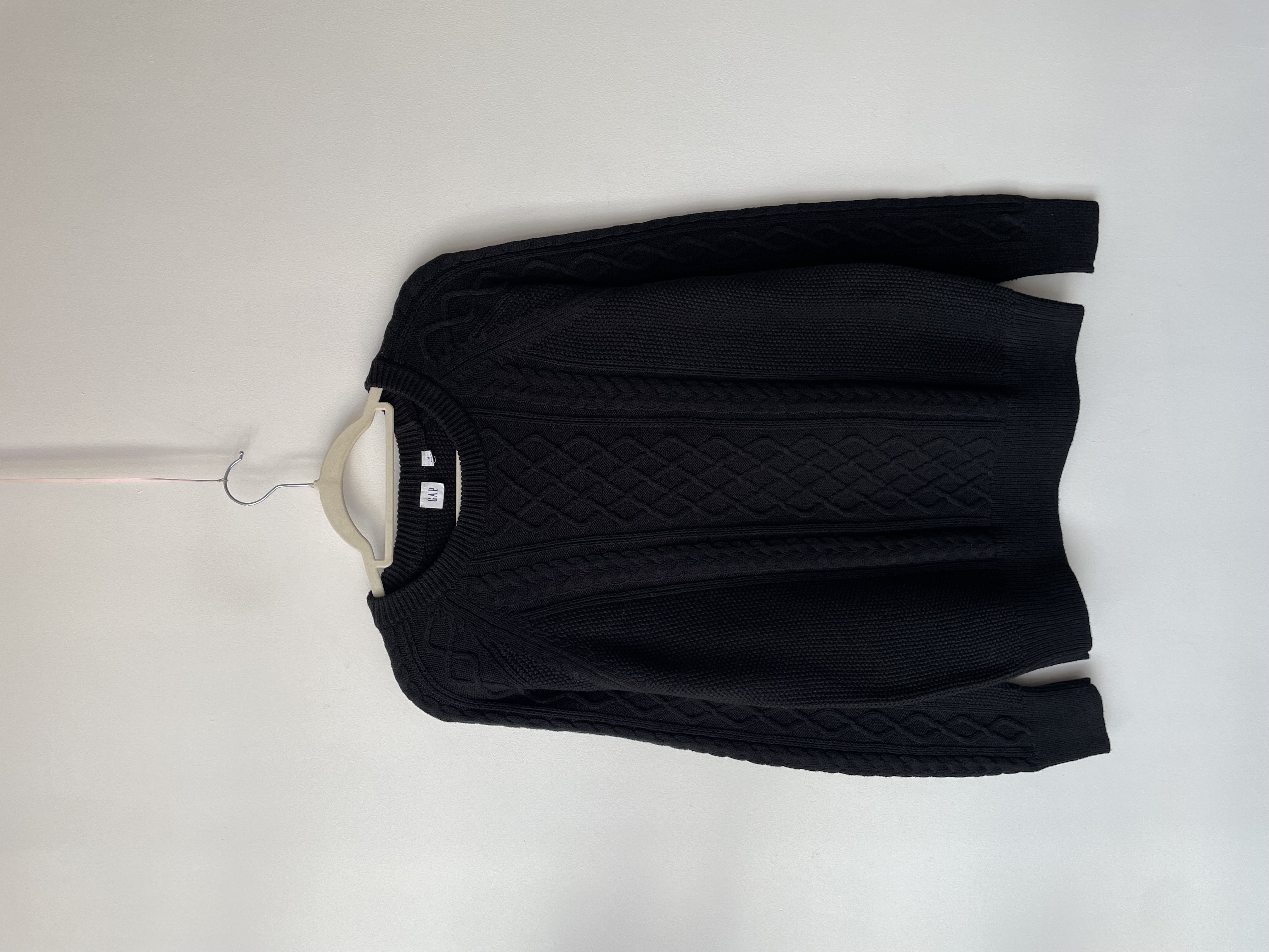 Sweater trenzado negro. Talla: M 1