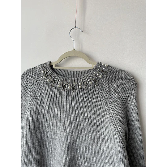 Sweater perlas. Talla: M
