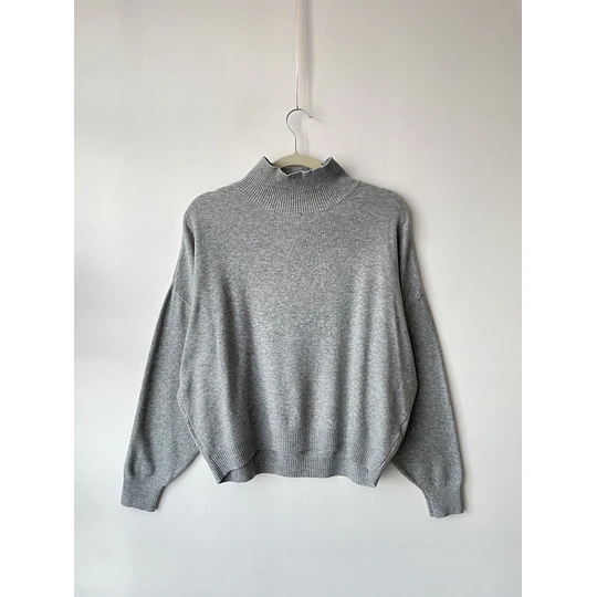 Sweater gris. Talla: L oversized 