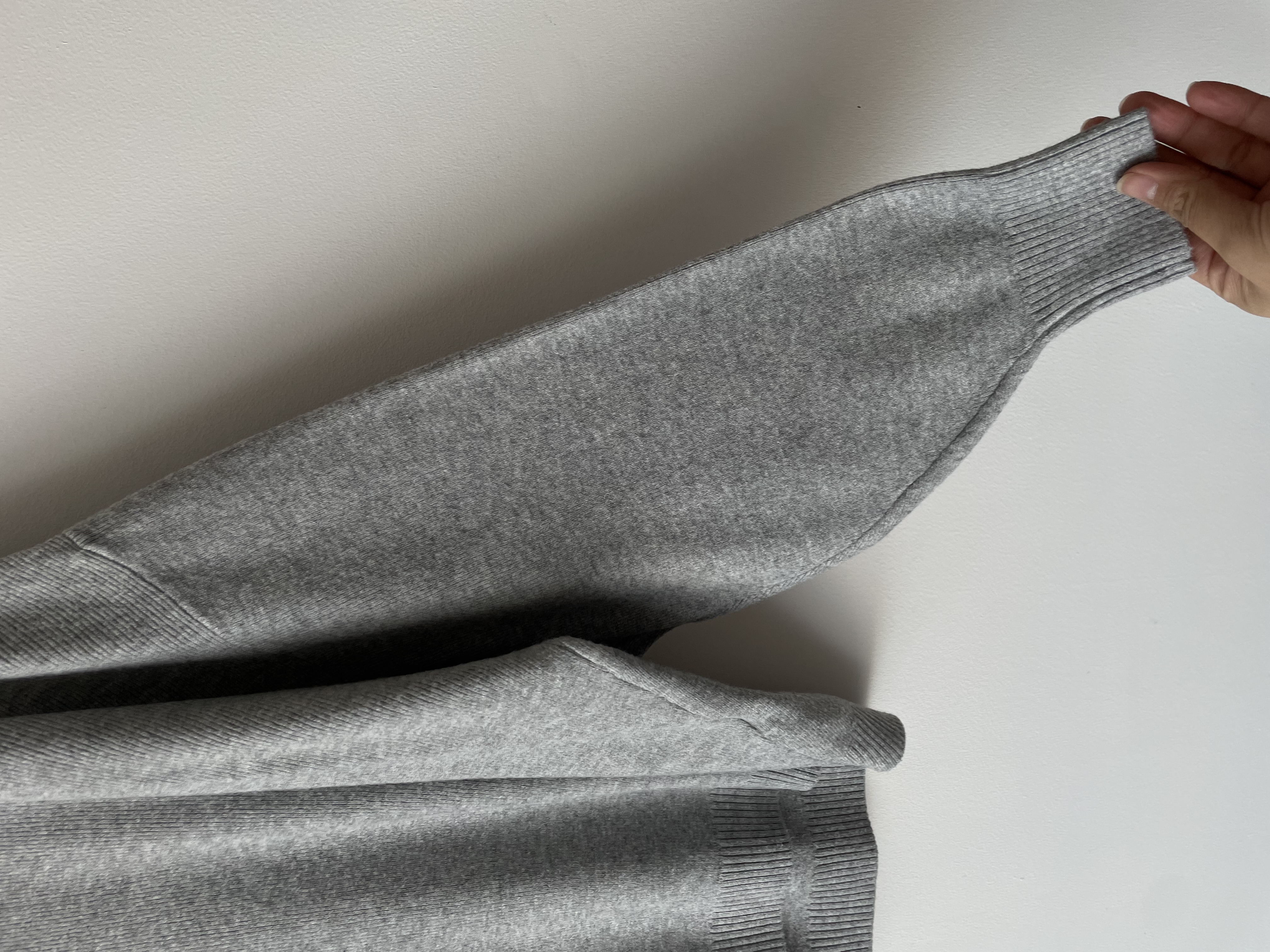 Sweater gris. Talla: L oversized  3