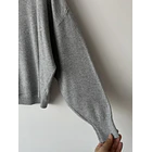 Sweater gris. Talla: L oversized  3
