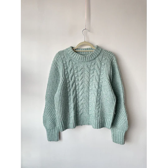 Sweater verde agua. Talla: M