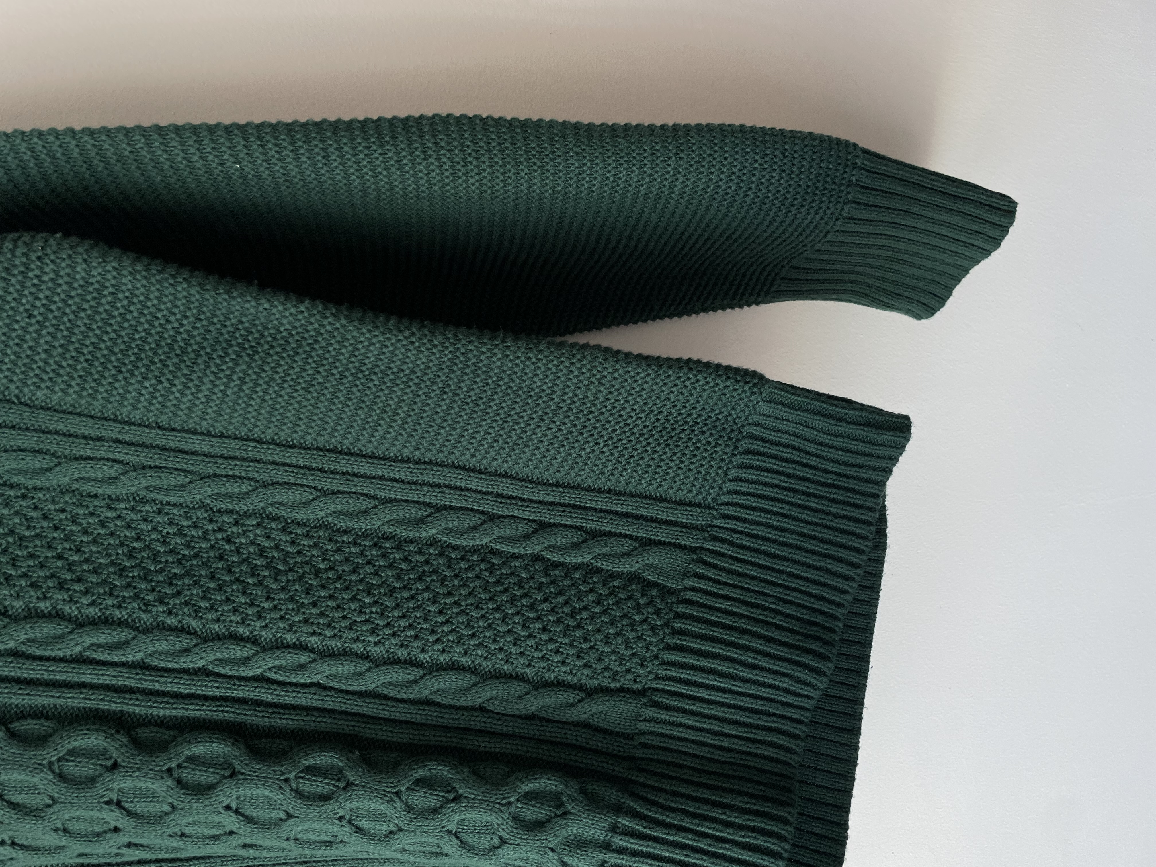Sweater trenzado verde. Talla: M grande 3