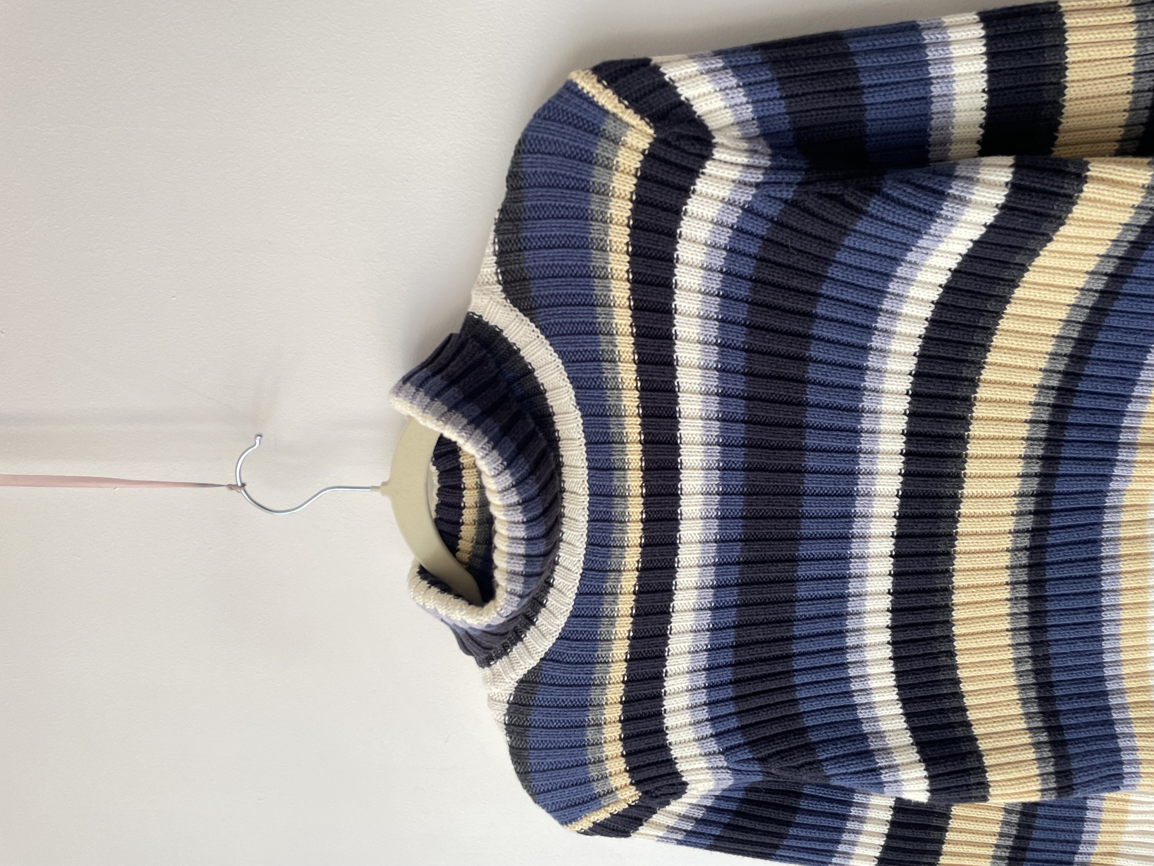 Sweater rayas. Talla: S 2
