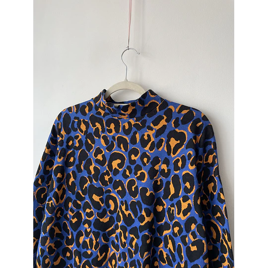 Sweater leopardo. Talla: S oversized (M a L ) 