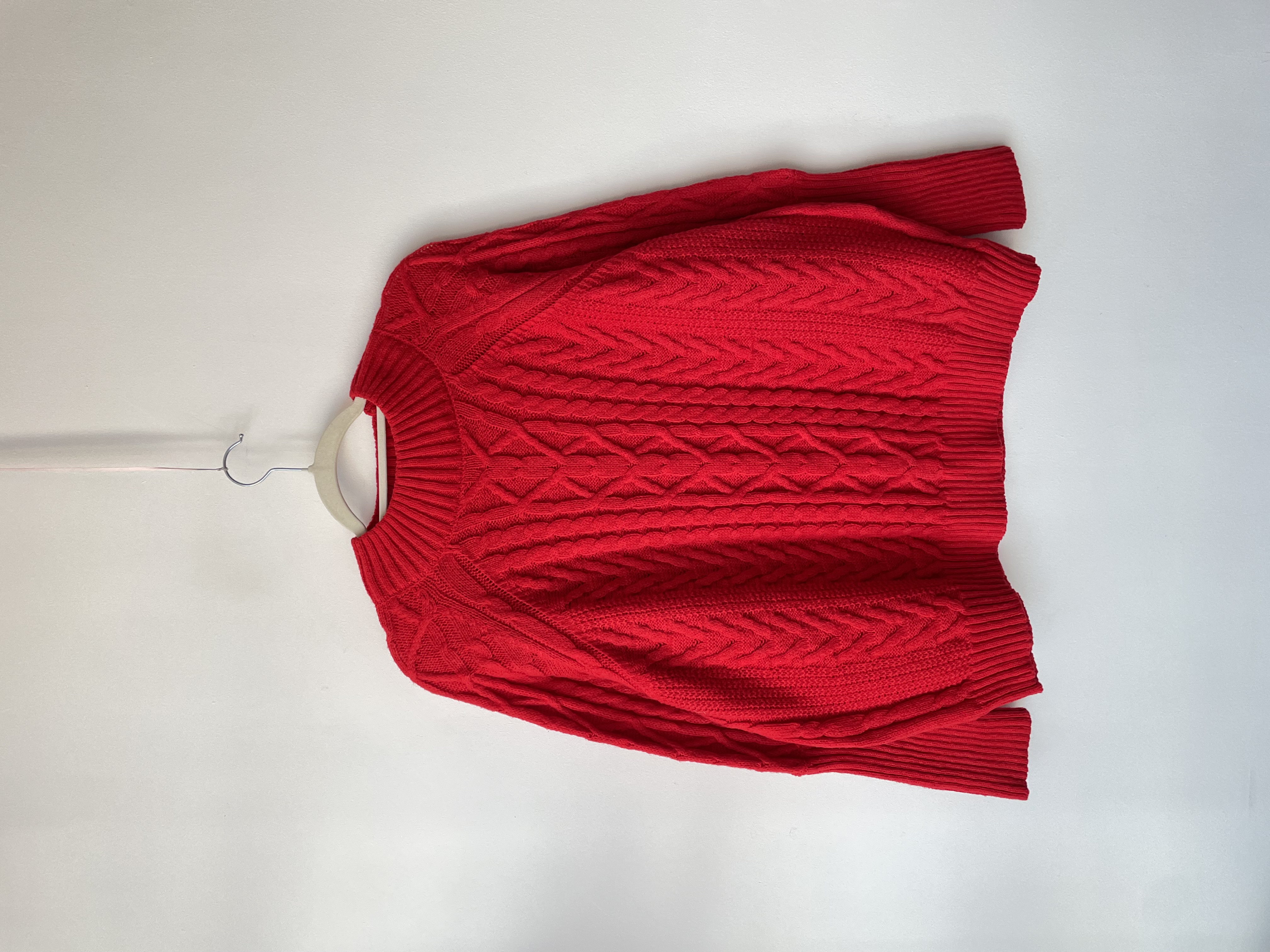 Sweatwe globo rojo. Talla: L 1