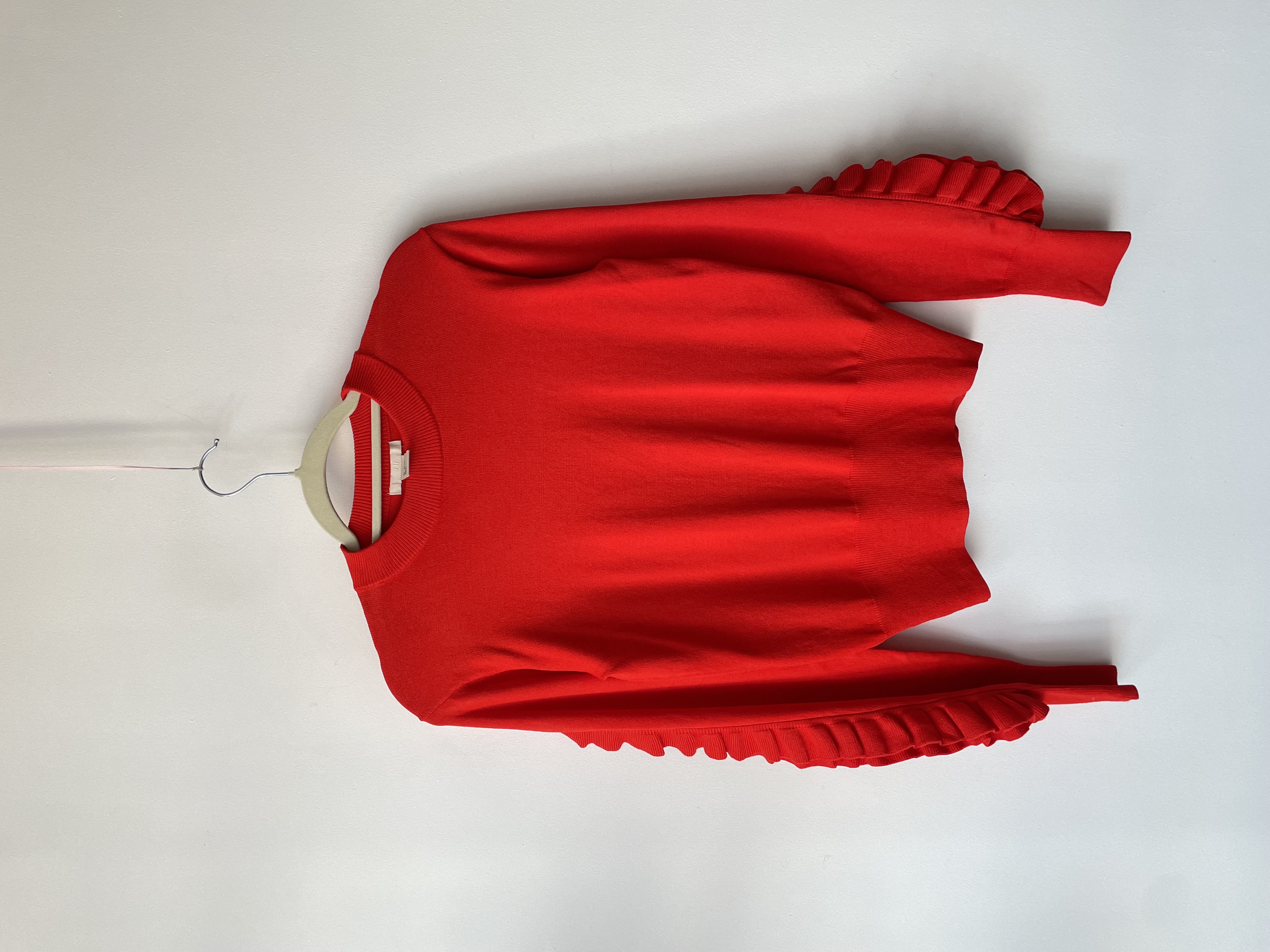 Sweater carmín vuelos. Talla: 2 (XS)  1