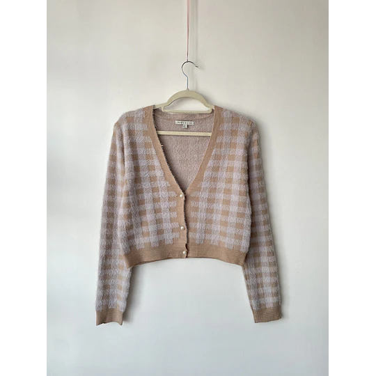 Cardigan felpudo. Talla: L chico 