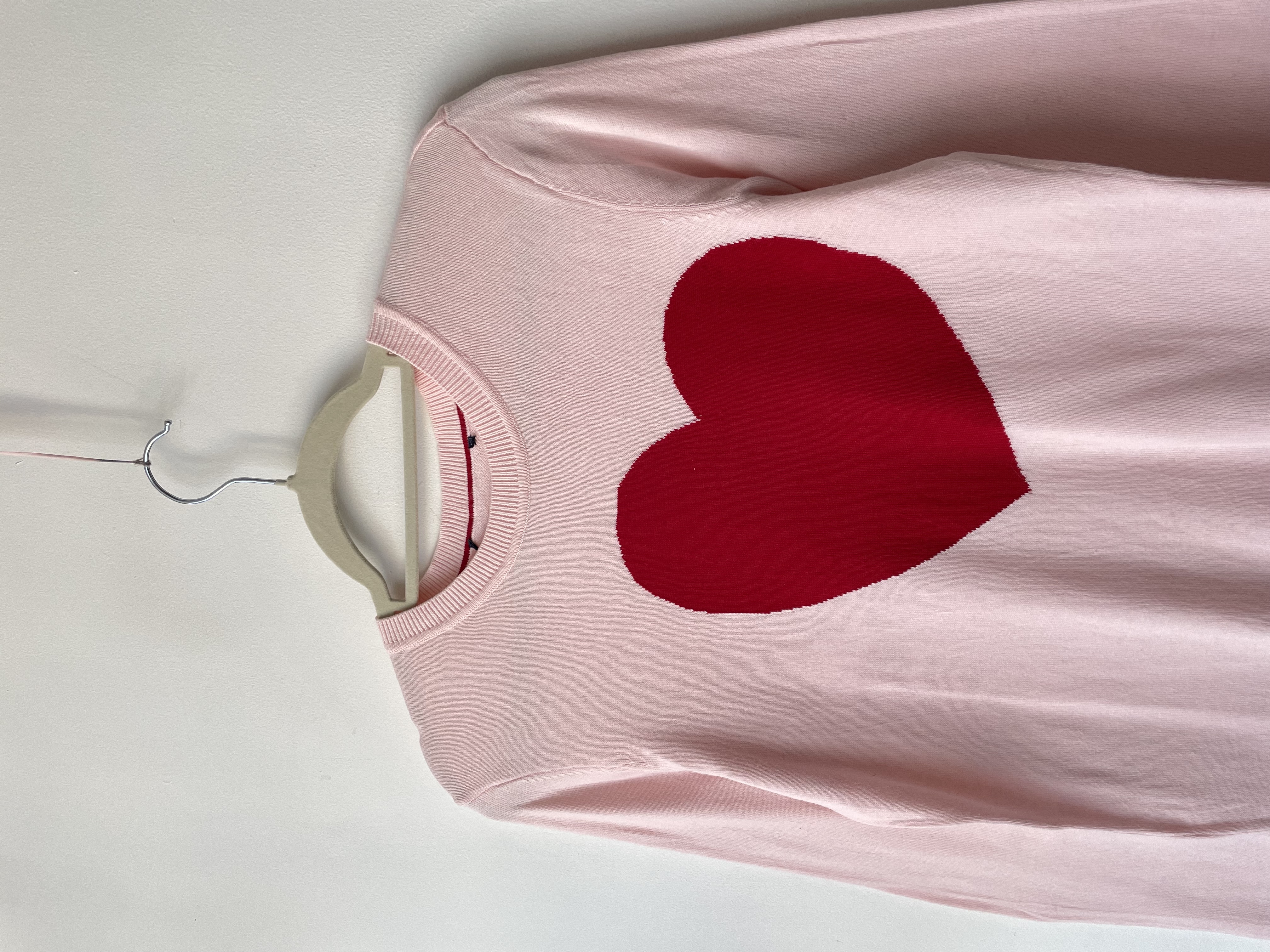 Sweater corazón. Talla: S 1