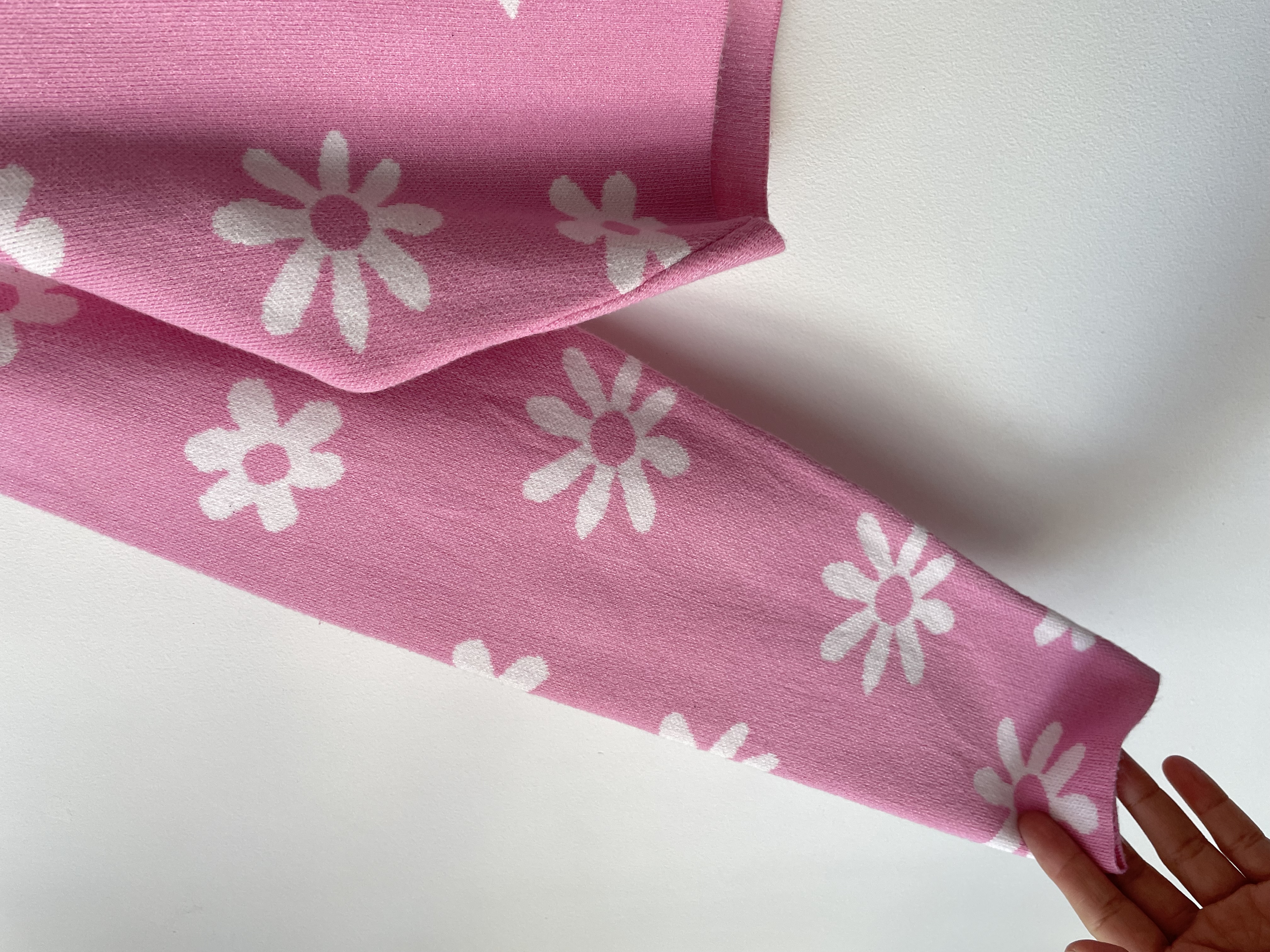 Cardigan margaritas. Talla: M 3