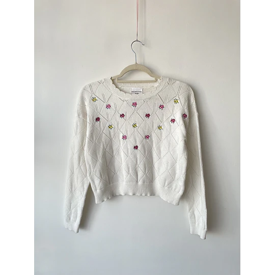 Sweater bordados. Talla: L chico (m)
