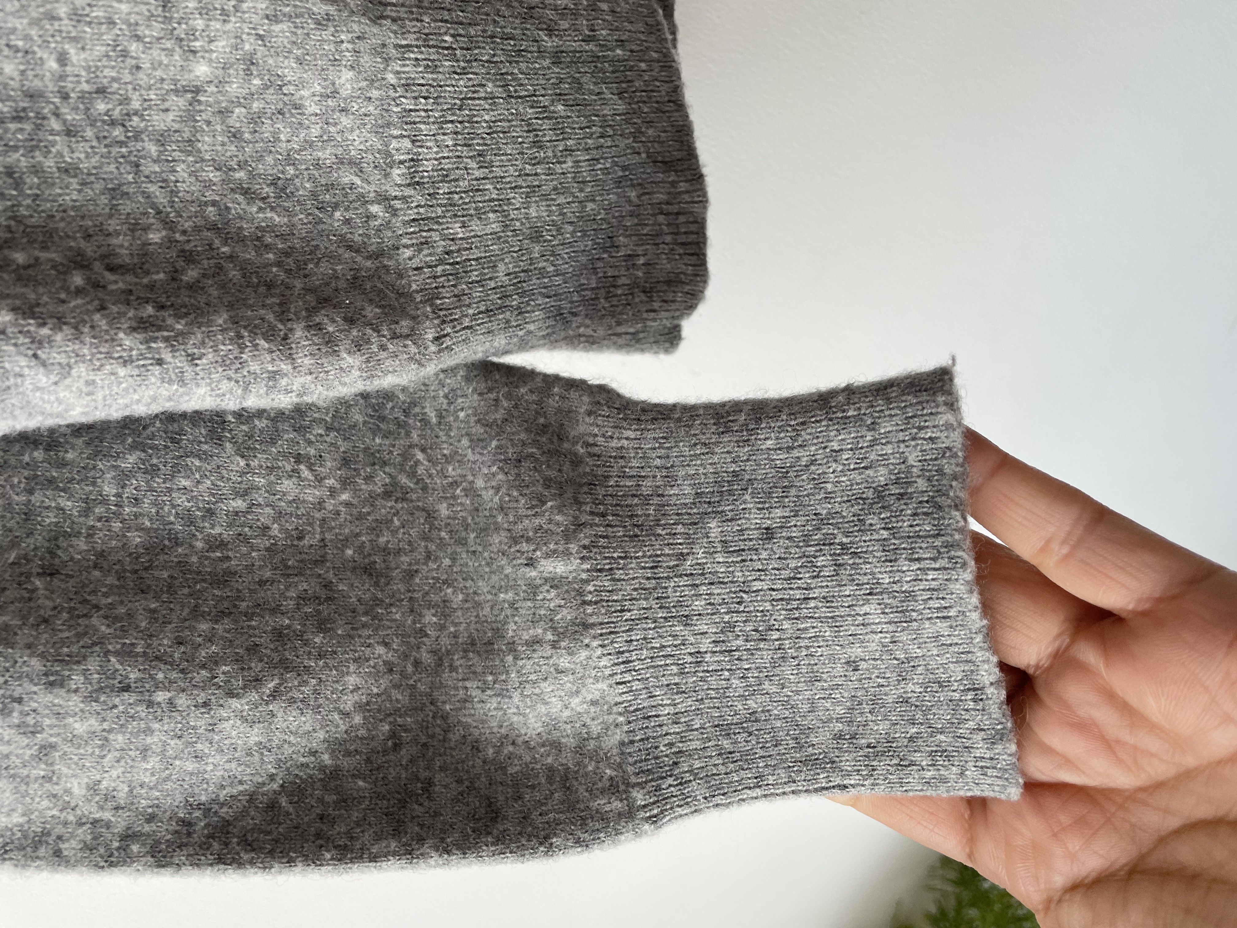 Sweater gris Cachemir. Talla: M 3